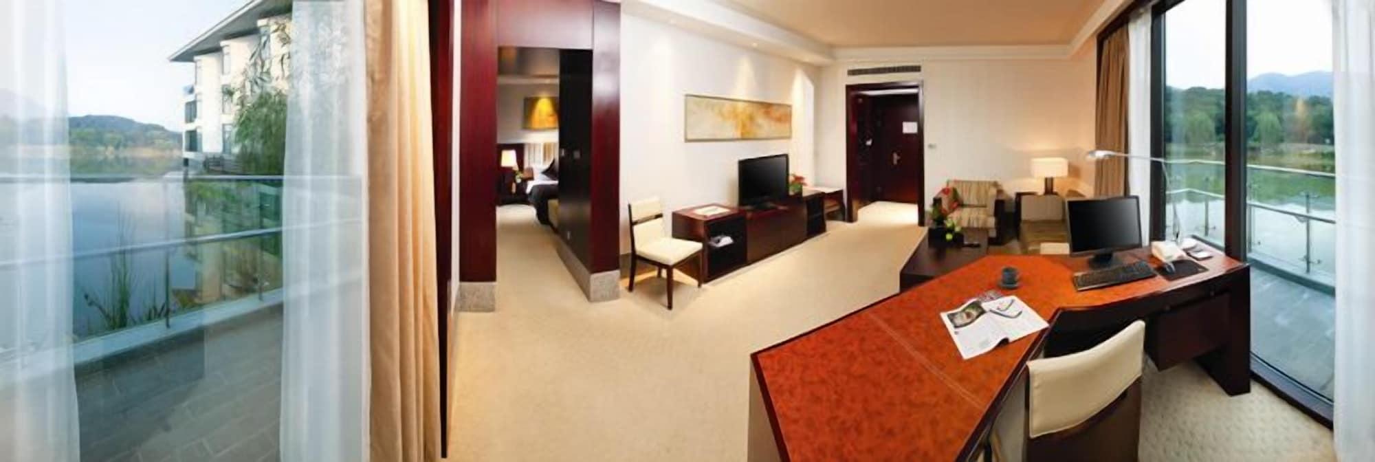 The Purple Palace - Jinling Hotels & Resorts Нанкин Экстерьер фото