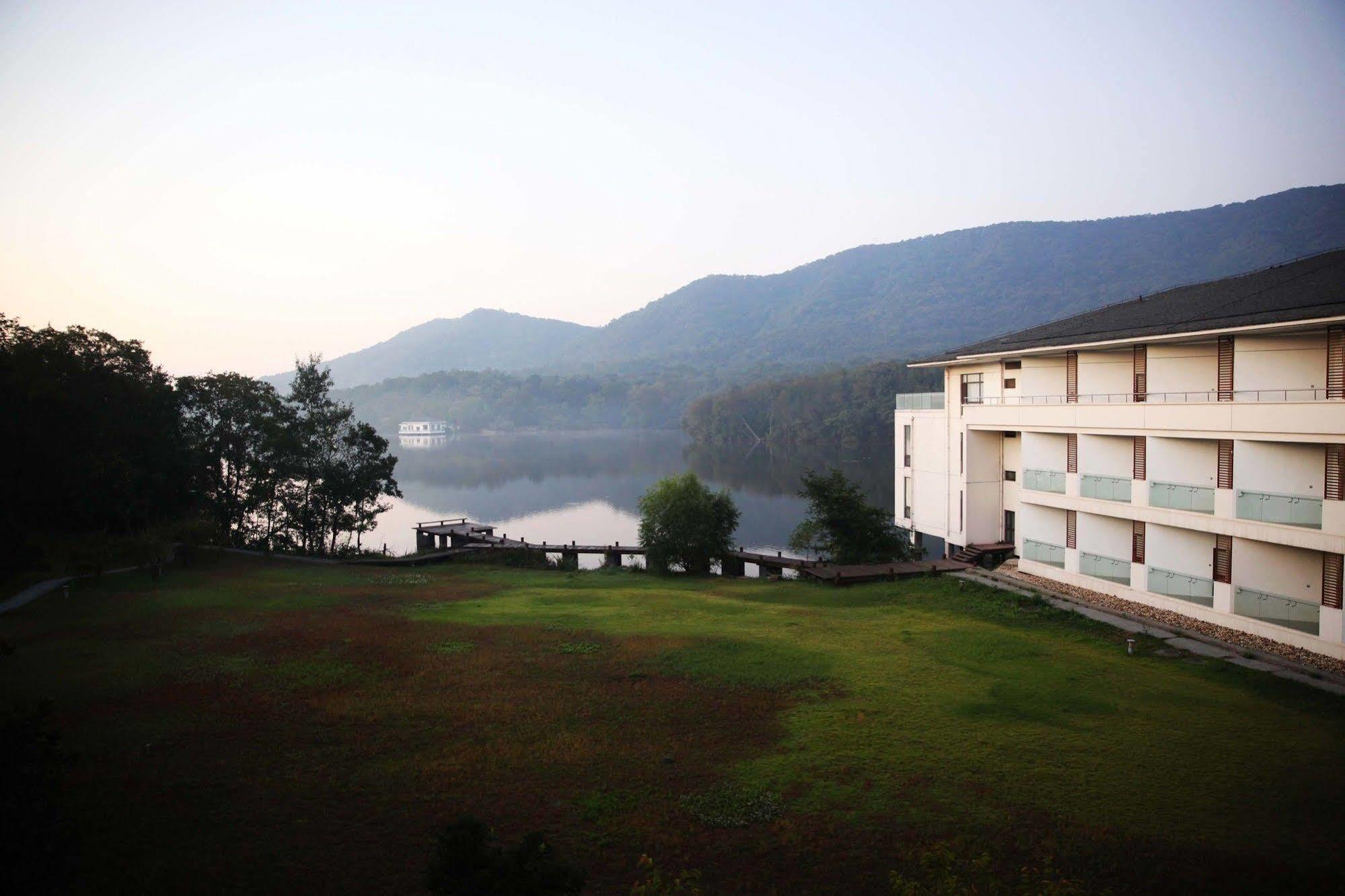 The Purple Palace - Jinling Hotels & Resorts Нанкин Экстерьер фото